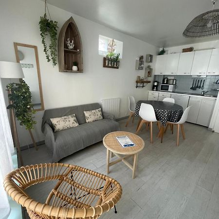 Houlgate Souplex 50M Plage Et Commerces Bagian luar foto