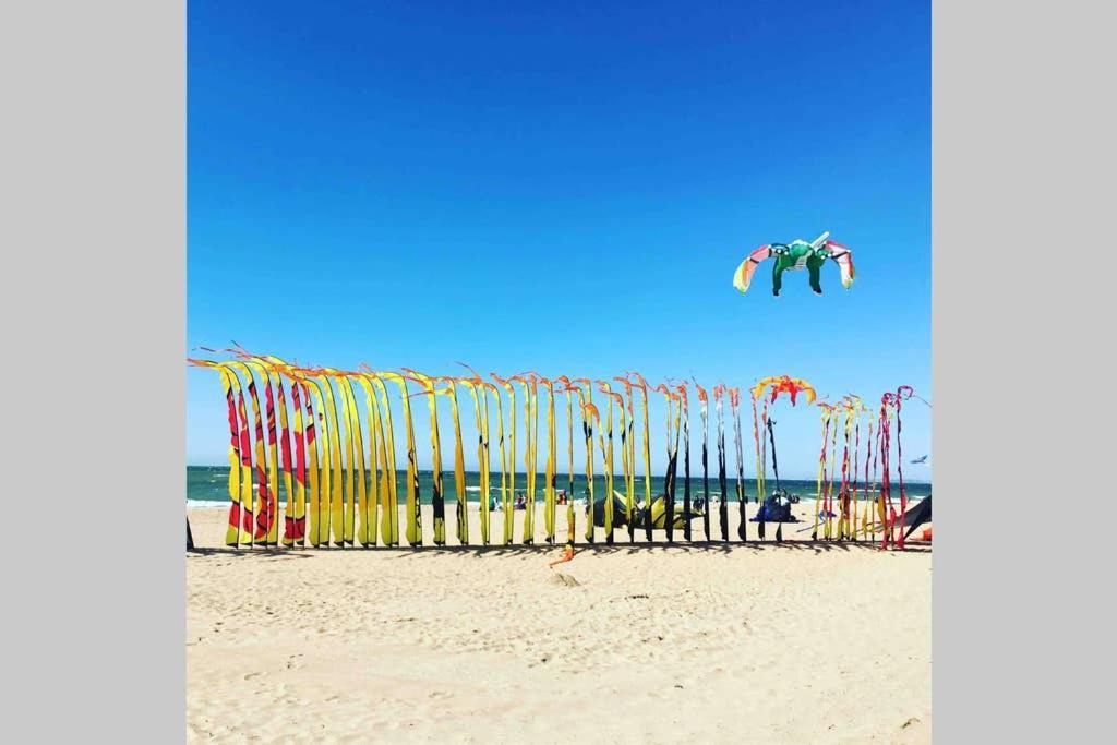 Houlgate Souplex 50M Plage Et Commerces Bagian luar foto