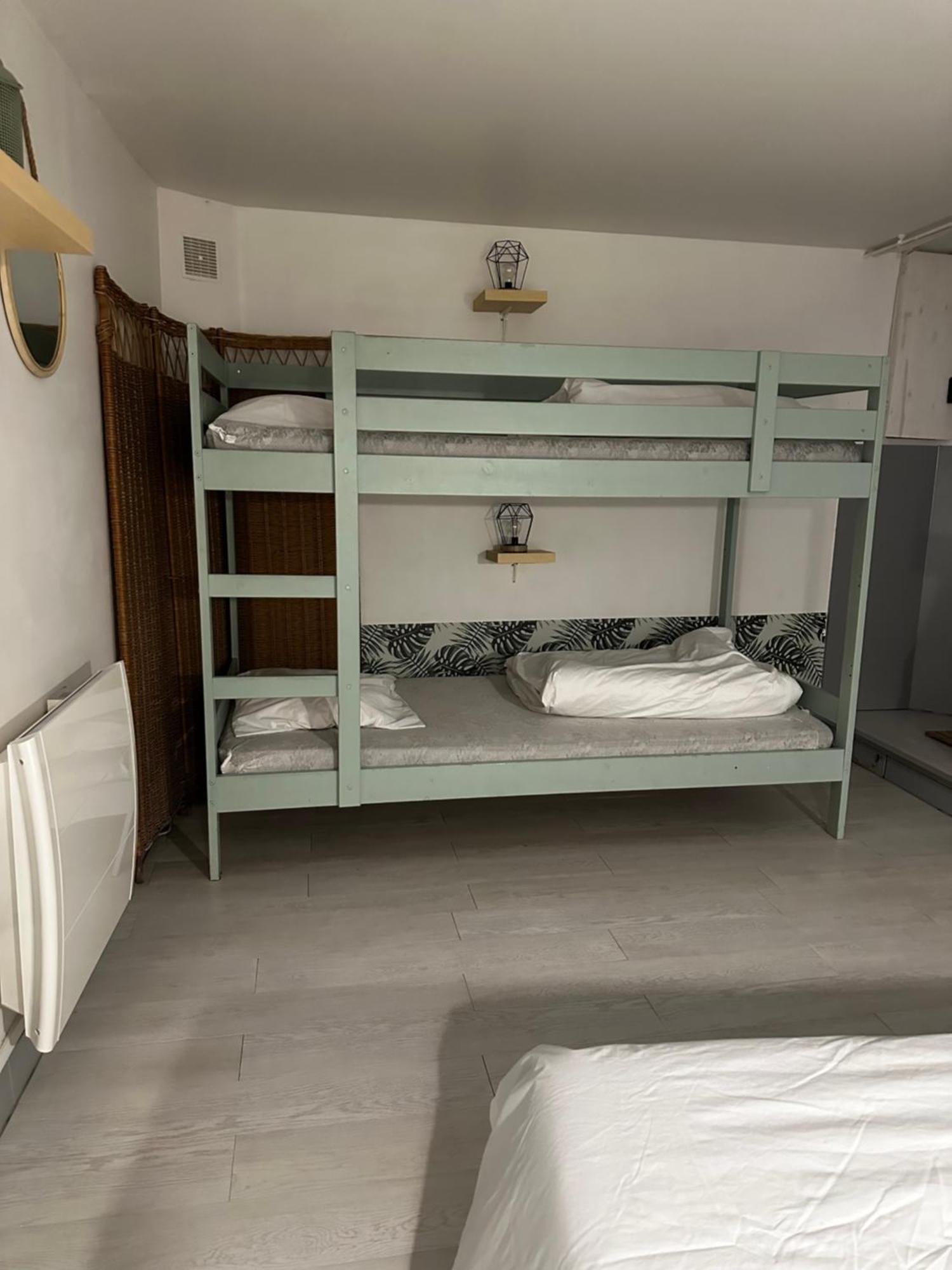 Houlgate Souplex 50M Plage Et Commerces Bagian luar foto